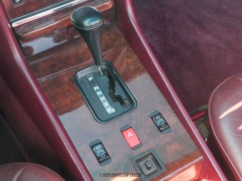 Used 1989 Mercedes-Benz 560 SL image 37