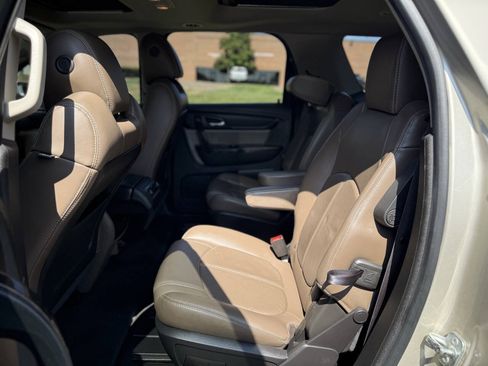 Used 2015 GMC Acadia SLT w/ Open Road Package AWD/4WD image 16