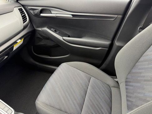 New 2026 Kia Seltos LX image 15