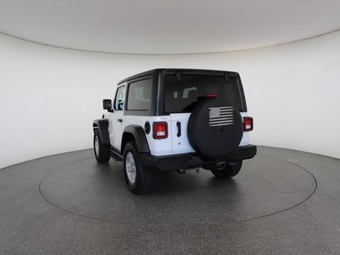 Used 2022 Jeep Wrangler Sport image 12