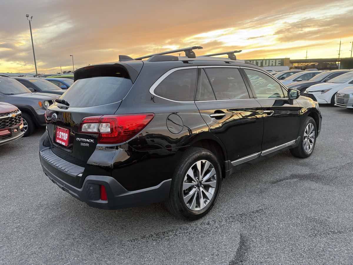 Used 2019 Subaru Outback 3.6R Touring w/ Popular Package #3A AWD/4WD image 5