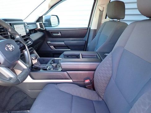 Used 2022 Toyota Tundra SR5 AWD/4WD image 18