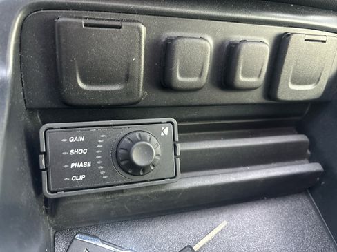 Used 2016 Chevrolet Silverado 1500 LTZ Z71 w/ LTZ Plus Package image 16