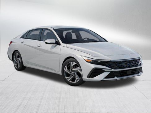 New 2026 Hyundai Elantra Limited image 2
