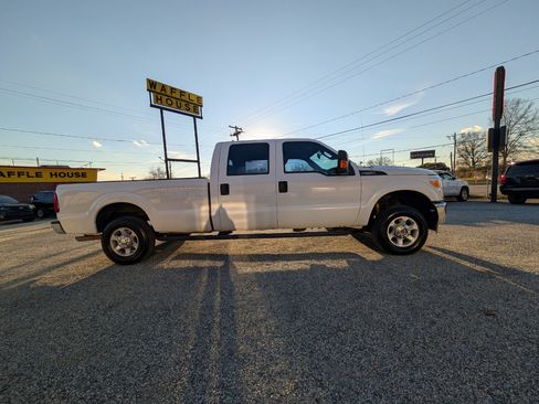 Used 2016 Ford F250 XL w/ Power Equipment Group image 5