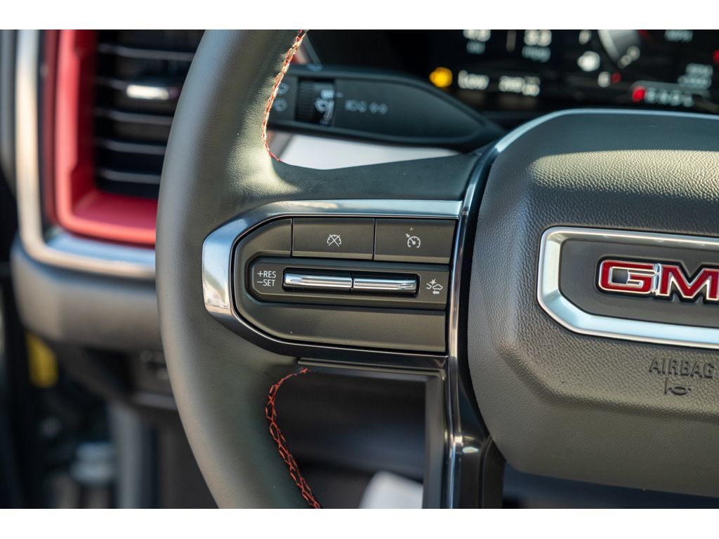 New 2026 GMC Canyon AT4X w/ LPO, Black Badging Package AWD/4WD image 19