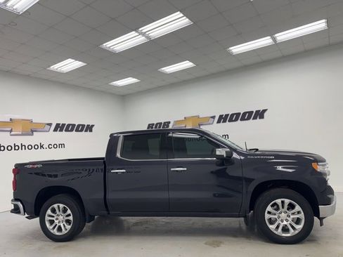 Used 2023 Chevrolet Silverado 1500 LTZ image 4