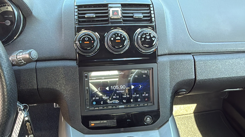 Used 2008 Saturn Sky Red Line RWD image 27