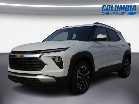 Used 2026 Chevrolet TrailBlazer LT w/ LT Cold Weather Package FWD image 7