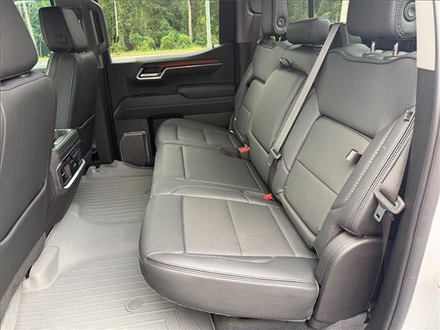 Used 2024 GMC Sierra 1500 Denali w/ Denali Reserve Package AWD/4WD image 17