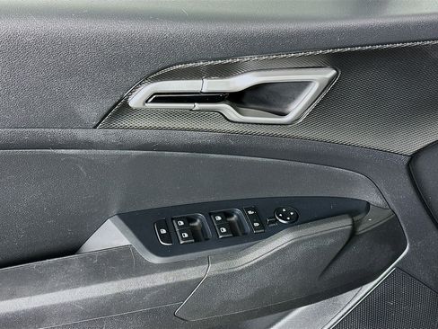 Used 2025 Kia Sportage LX image 15