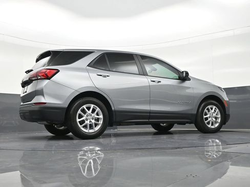 Used 2024 Chevrolet Equinox LS FWD image 27