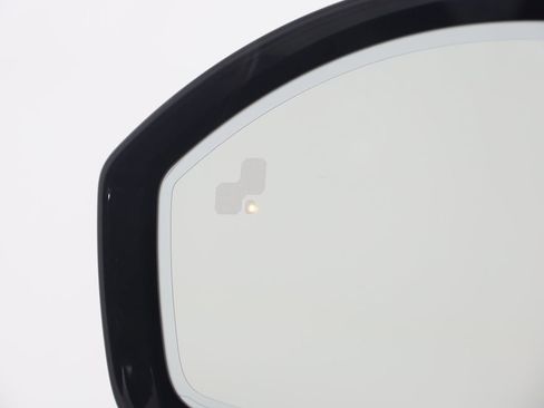 Used 2021 Land Rover Range Rover Velar R-Dynamic S image 26