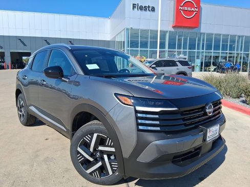 New 2026 Nissan Kicks SV w/ SV Premium Package image 1