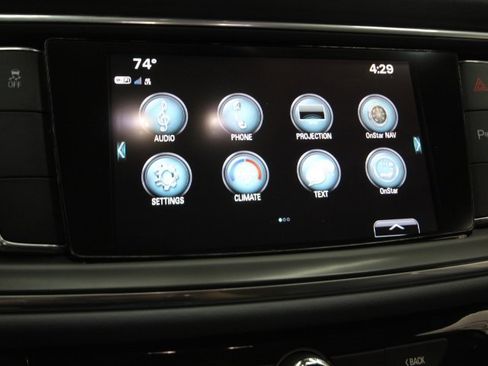 Used 2019 Buick Enclave Essence image 16