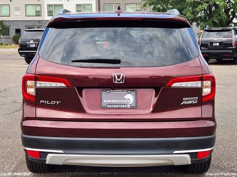 Used 2021 Honda Pilot Touring image 8