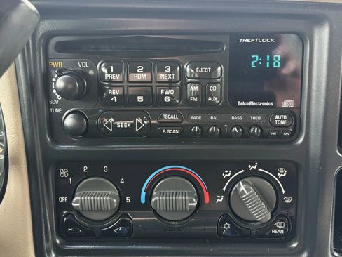 Used 2001 GMC Sierra 1500 SLE w/ Convenience Plus Group image 18