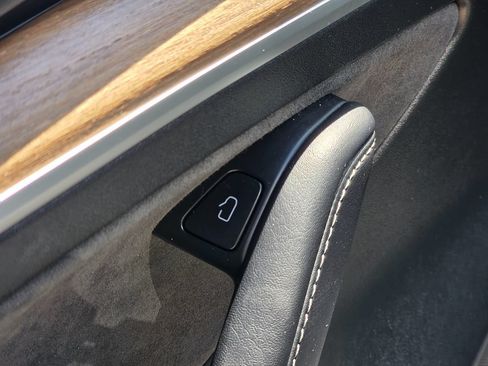 Used 2023 Tesla Model 3 Standard Range RWD image 30