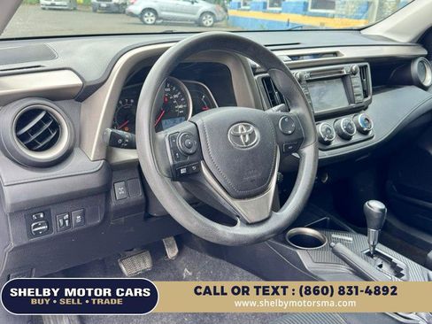 Used 2015 Toyota RAV4 LE AWD/4WD image 9