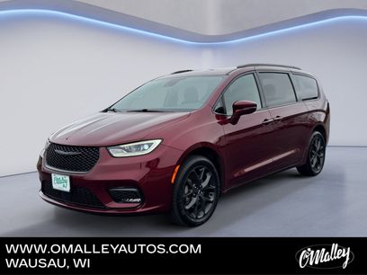 Used 2021 Chrysler Pacifica Touring