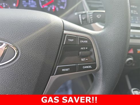 Used 2019 Hyundai Accent SE image 18