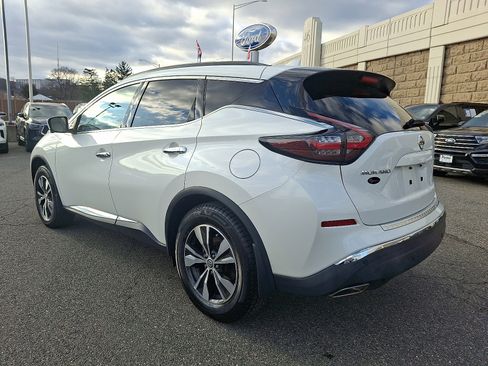 Used 2020 Nissan Murano SV w/ Premium Package image 6