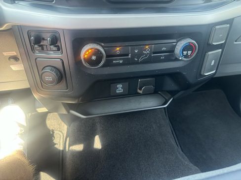 Used 2022 Ford F150 XLT w/ Trailer Tow Package image 19