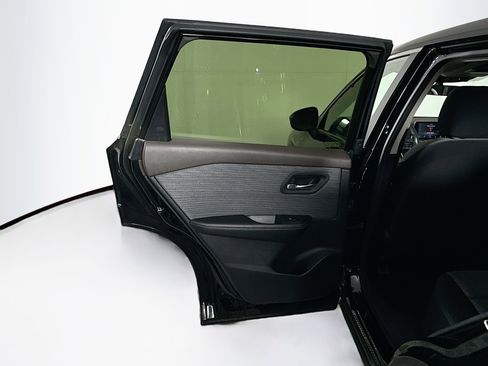 Used 2023 Nissan Rogue SV AWD/4WD image 24