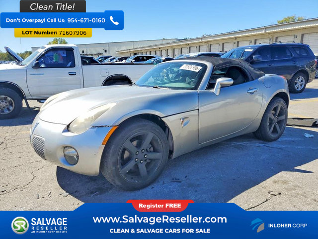 Used 2007 Pontiac Solstice Convertible w/ Preferred Package RWD image 1