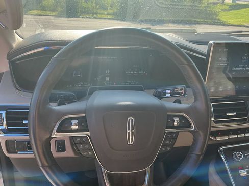 Used 2023 Lincoln Navigator L Reserve AWD/4WD image 21