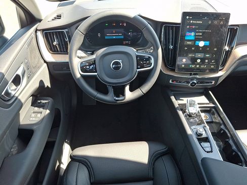New 2026 Volvo XC60 T8 Ultra w/ Protection Package Premier AWD/4WD image 6