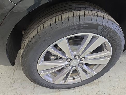 Used 2024 Cadillac XT5 Premium Luxury AWD/4WD image 23