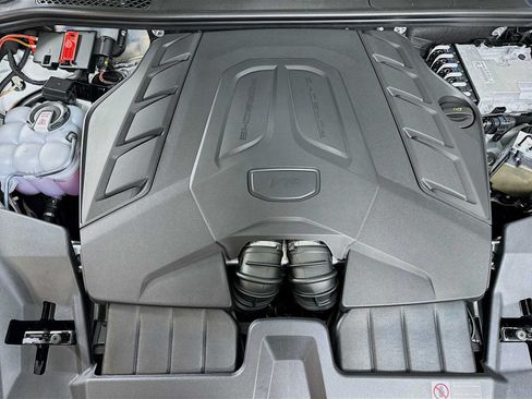 New 2026 Porsche Cayenne S AWD/4WD image 31