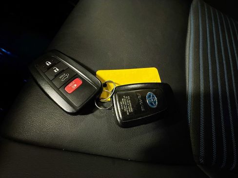 Used 2021 Toyota RAV4 XSE image 40