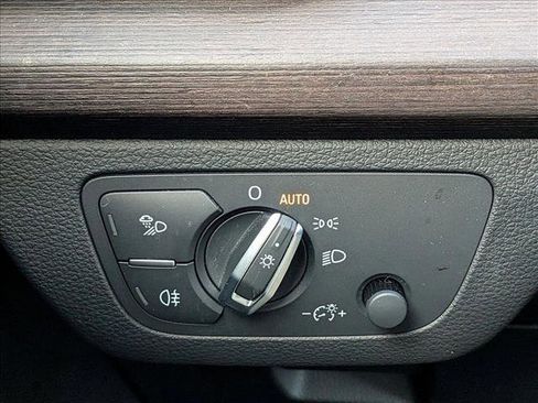 Used 2023 Audi Q5 2.0T Premium Plus w/ Premium Plus Package image 13