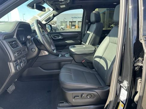 Certified 2024 Chevrolet Suburban RST w/ Luxury Package image 2