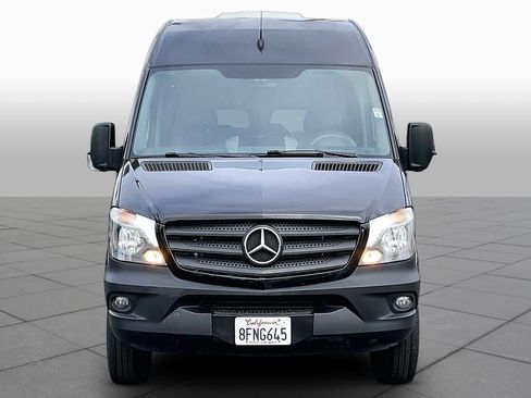 Used 2018 Mercedes-Benz Sprinter 2500 image 3
