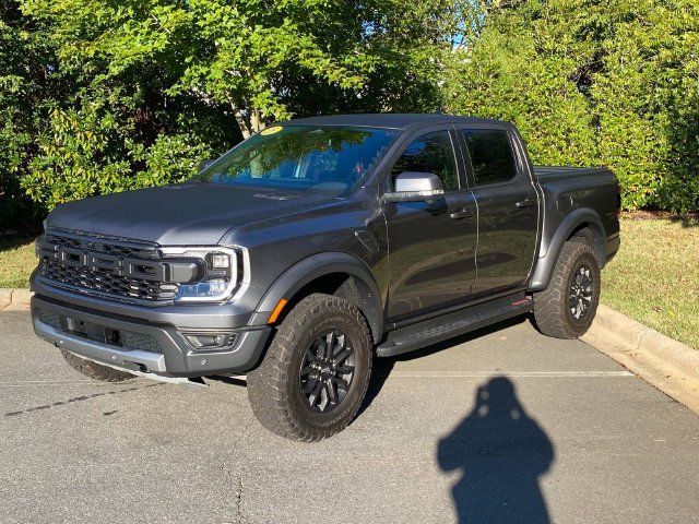 Used 2025 Ford Ranger Raptor AWD/4WD image 3