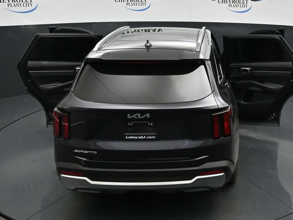 Used 2025 Kia Sorento S w/ Panoramic Sunroof Package FWD image 35