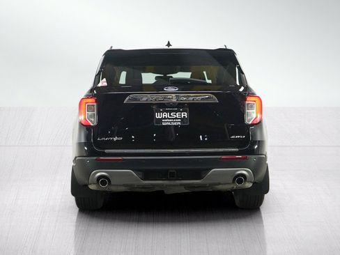 Used 2022 Ford Explorer Limited w/ Class IV Trailer Tow Package AWD/4WD image 4