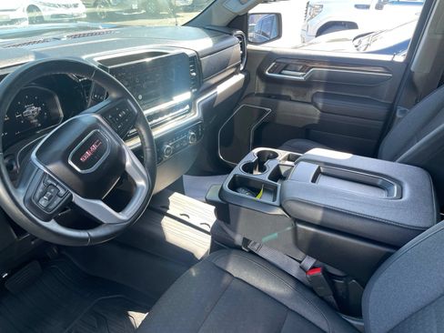 Used 2026 GMC Sierra 1500 Elevation w/ Elevation Select Package AWD/4WD image 5