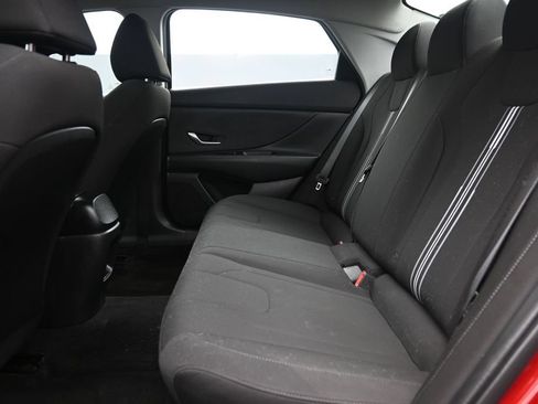 Certified 2024 Hyundai Elantra SEL FWD image 14