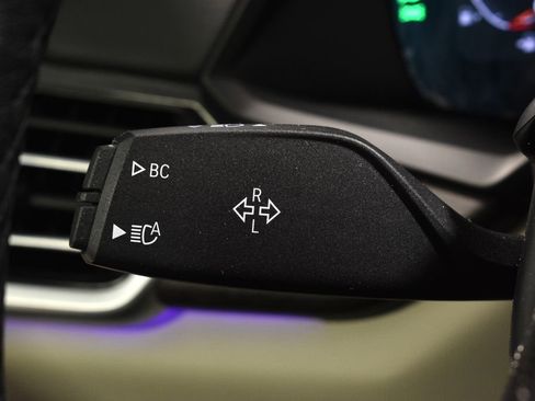 Used 2022 BMW X5 xDrive40i w/ Luxury Seating Package image 16