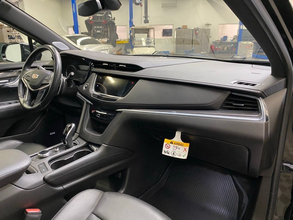 Used 2023 Cadillac XT5 Sportv AWD/4WD image 14