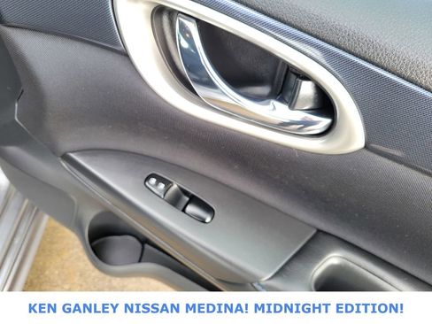 Used 2018 Nissan Sentra SR w/ SR Midnight Edition Package image 49