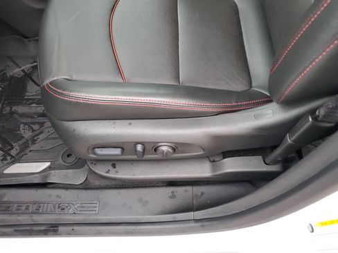 Used 2023 Chevrolet Equinox RS w/ RS Leather Package FWD image 18