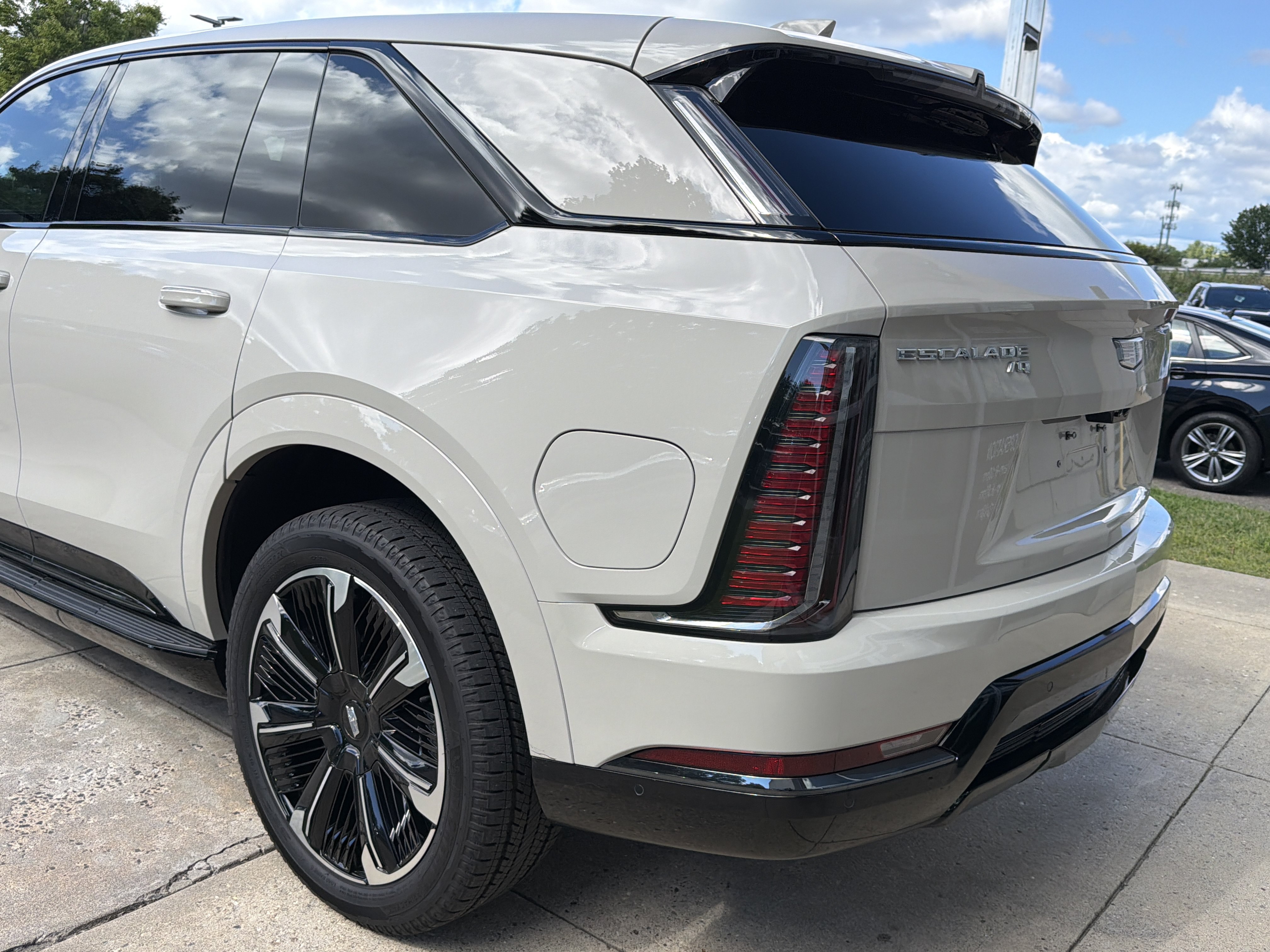 Used 2026 Cadillac Escalade IQ Sport 2 AWD/4WD image 20