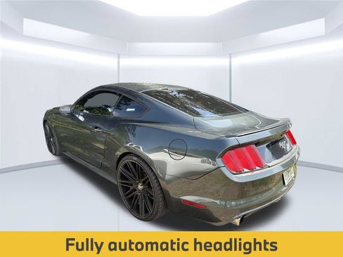 Used 2015 Ford Mustang Coupe RWD image 9