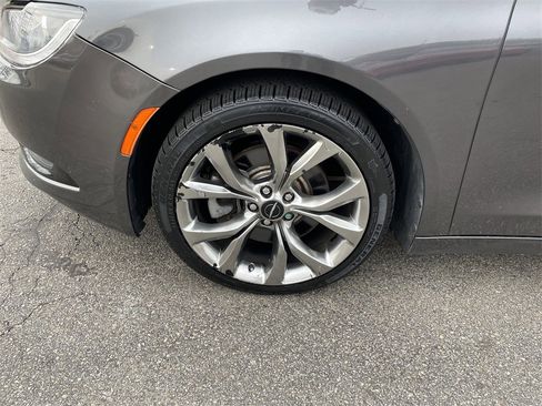 Used 2015 Chrysler 200 S w/ Navigation & Sound Group I image 9