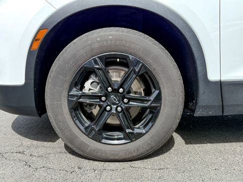 Used 2023 Chevrolet Blazer LT w/ Sound & Technology Package image 9